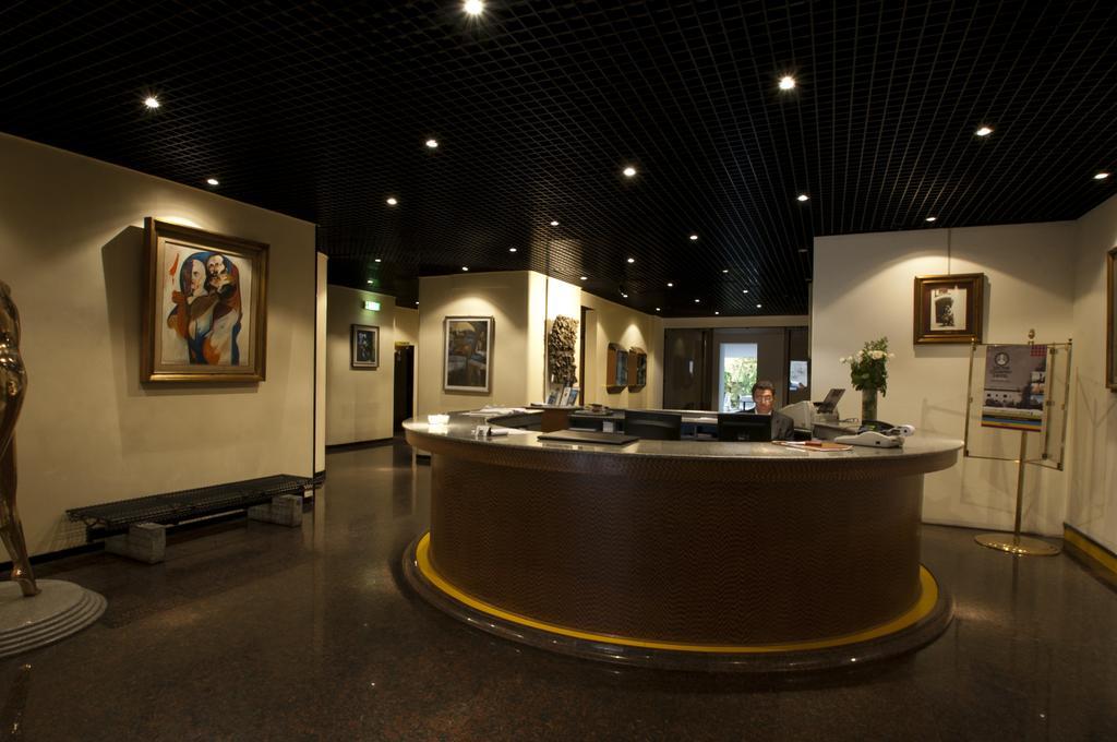 Victor Hotel باري المظهر الداخلي الصورة