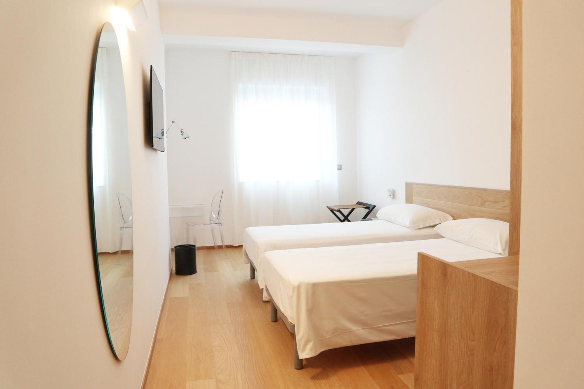 Victor Hotel باري المظهر الخارجي الصورة