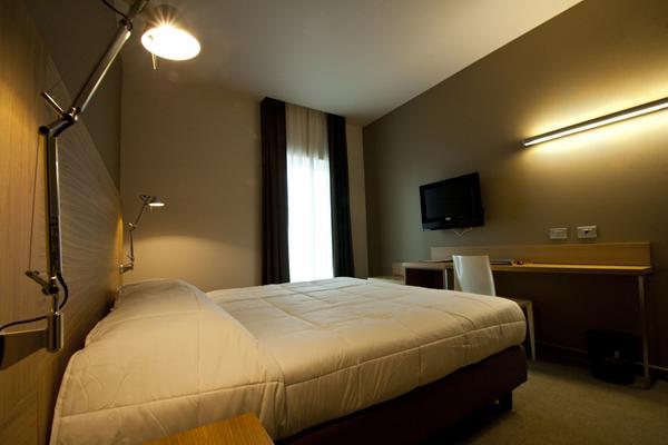 Victor Hotel باري المظهر الخارجي الصورة